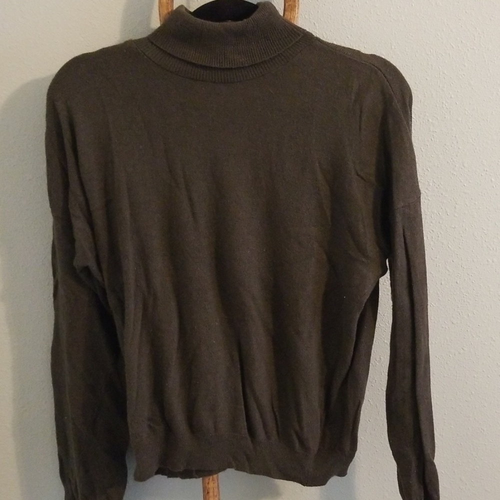 Army green turtle neck sweater